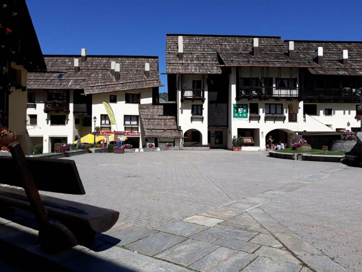 Ferienwohnung Jackson Sauze di Cesana Exterior foto
